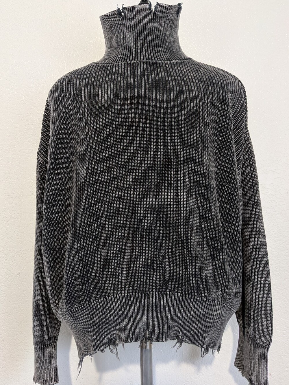 Young Fabulous & Broke Charcoal Distressed Ribbed Turtleneck Sweater Size M/L